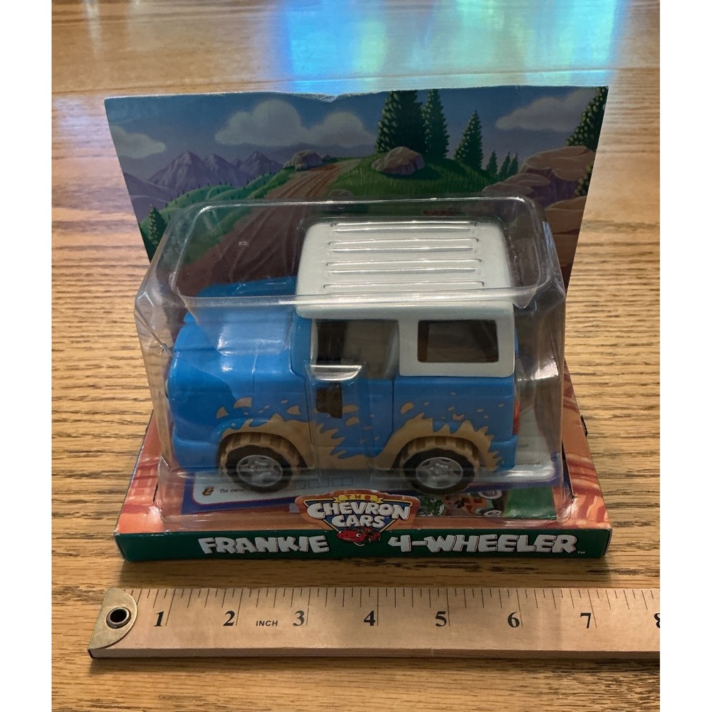 Chevron Cars Frankie 4-Wheeler Blue Off-Road Toy Truck Removable Top 2000 NIB